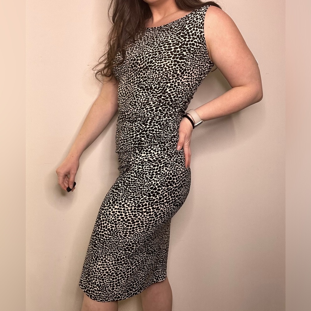 Norma Kamali Animal Print Sleeveless Dress Stretch Size Medium Mob Style